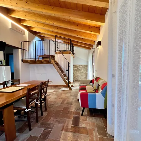 Tamellini Alloggio per agriturismo *